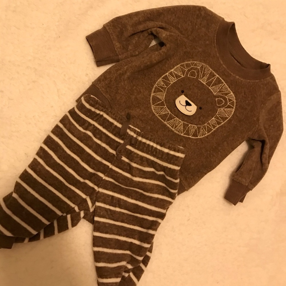 Carter’s boys outfit